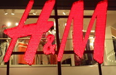  :  H&M
